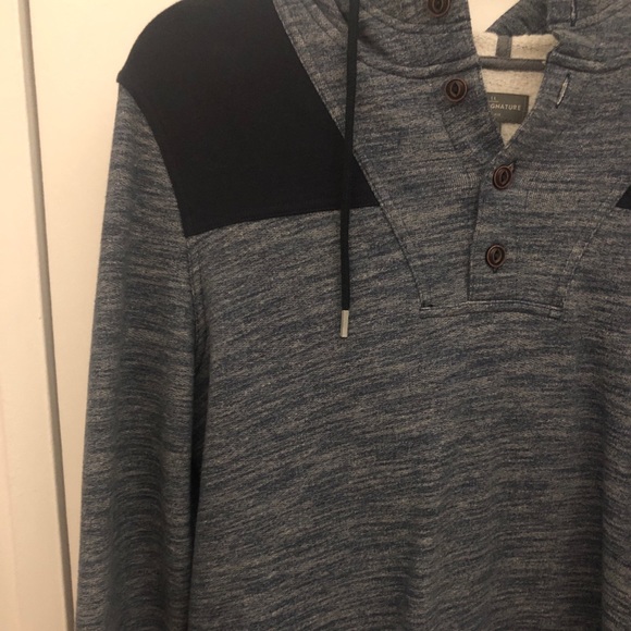 Men’s Hooded Pullover - Picture 3 of 5